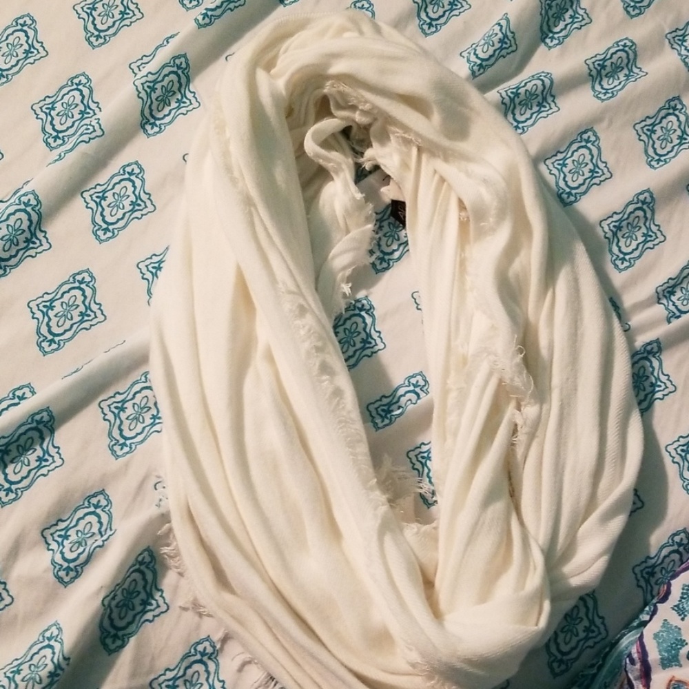 White loop scarf